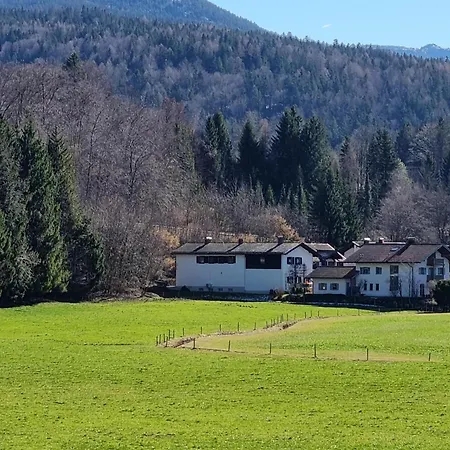 Apartment Am Alpenrand *